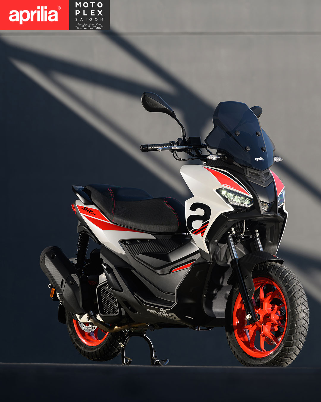 Trang bị động cơ 175,5cc, công suất 17,5Hp.