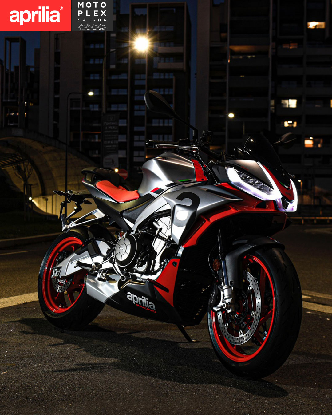 Động cơ mới với 2 xi-lanh siêu nhẹ 95Hp.